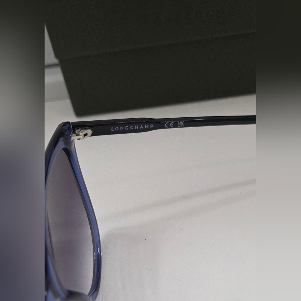 Longchamp Designer Sunglasses Blue Gradient Lenses New- W/ Collapsible Case - Picture 7 of 11